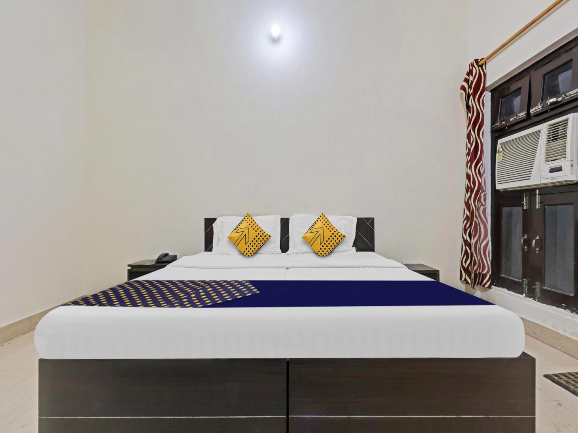Spot On 81167 Hotel Asdr Rudrapur Extérieur photo
