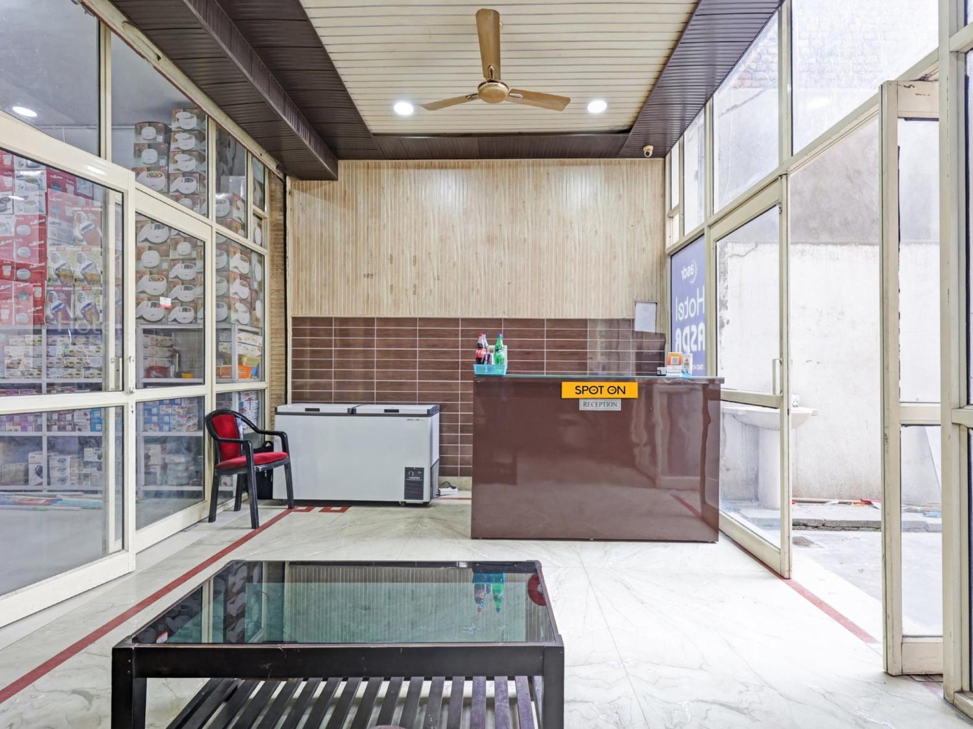 Spot On 81167 Hotel Asdr Rudrapur Extérieur photo
