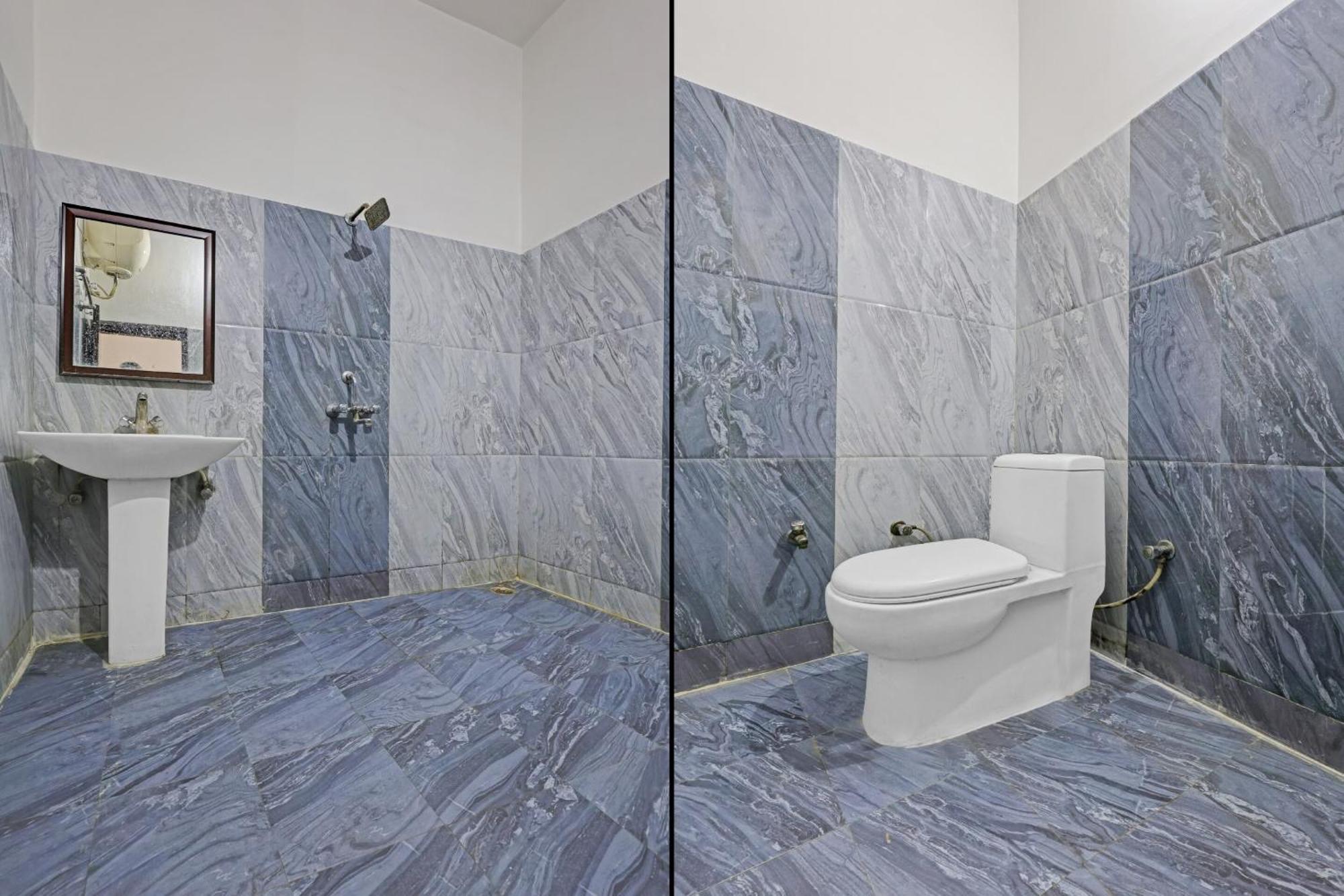 Spot On 81167 Hotel Asdr Rudrapur Extérieur photo